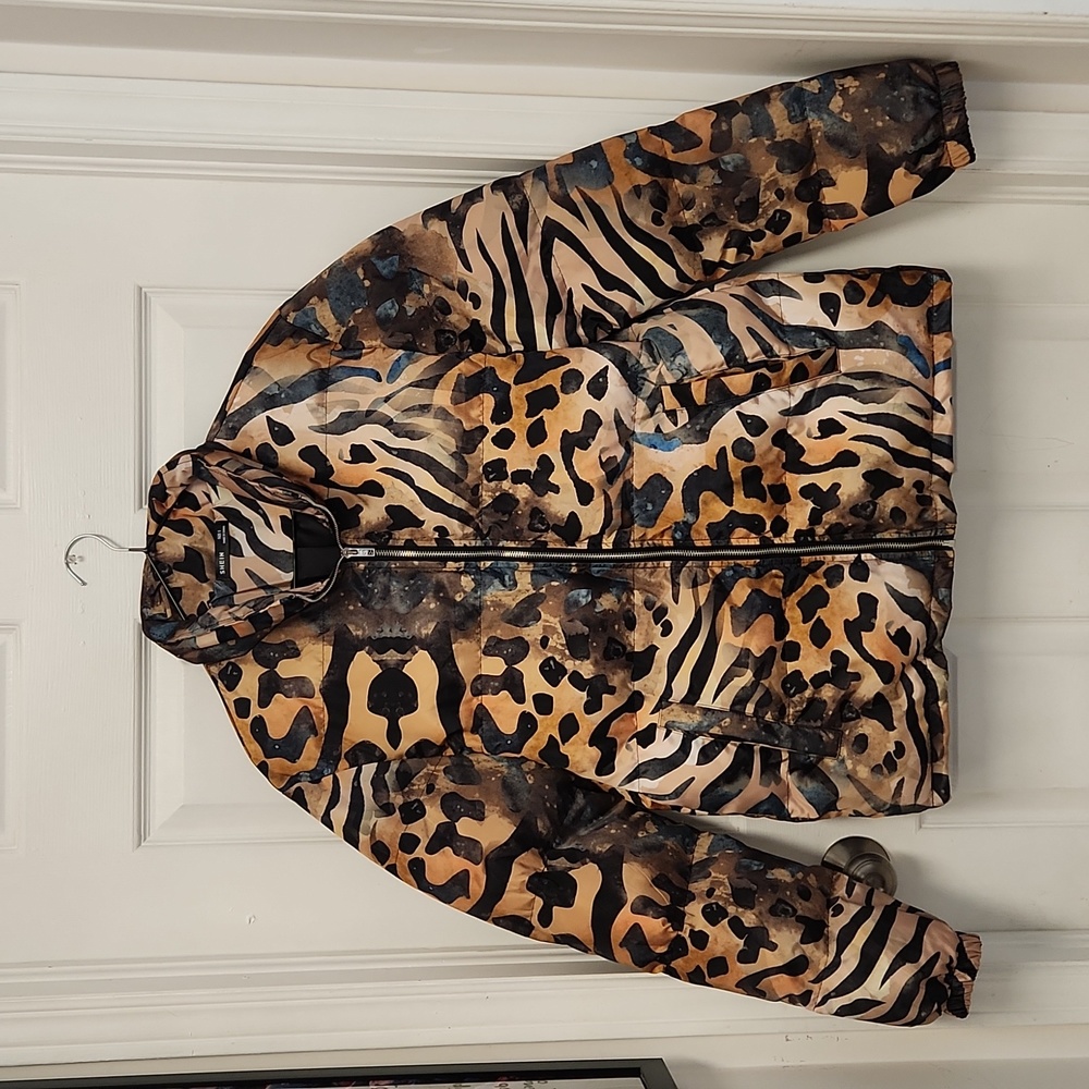 Brand new, Shein Leopard Cheetah Print  Puffer Jacket